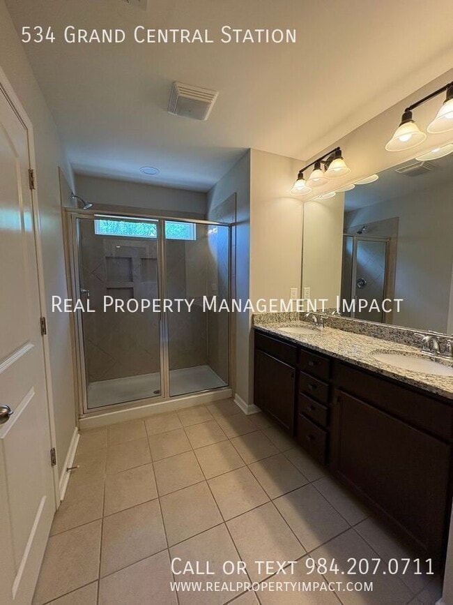 Building Photo - 534 Grand Central Sta