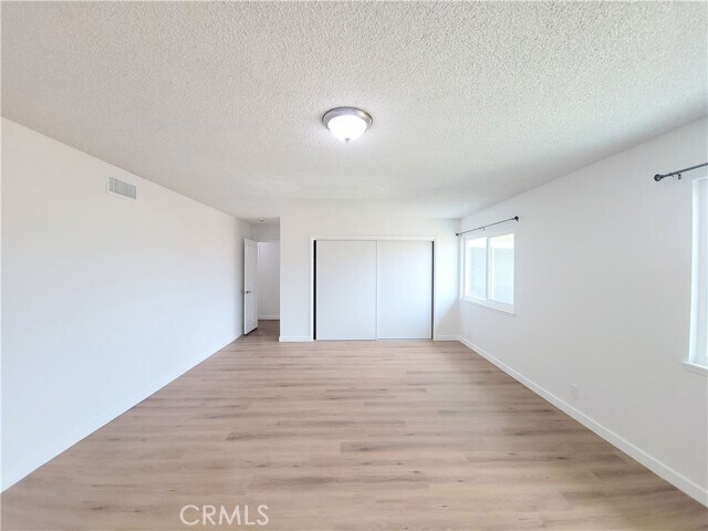 Building Photo - 9461 Downing Cir