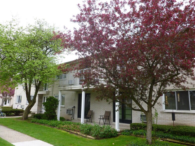 Building Photo - 4113 Telegraph Rd