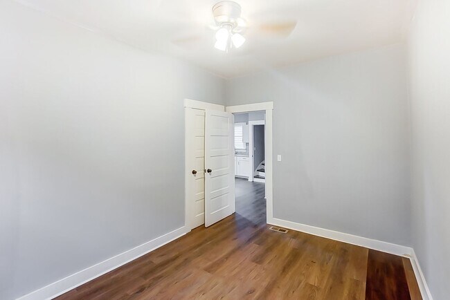 Building Photo - Dayton, OH 4 Bed 1 Bath available to rent!