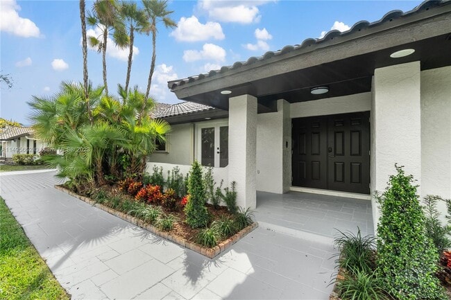 Building Photo - 5254 NW 94th Doral Pl