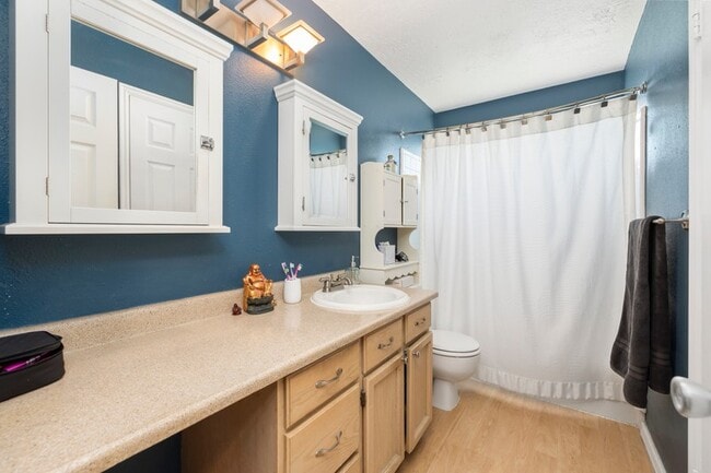 Building Photo - 4113 Cheltonham Way