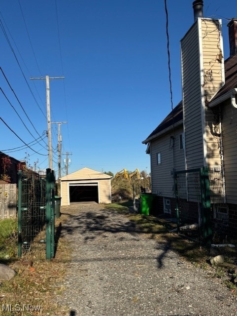 Building Photo - 1345 E 289th St