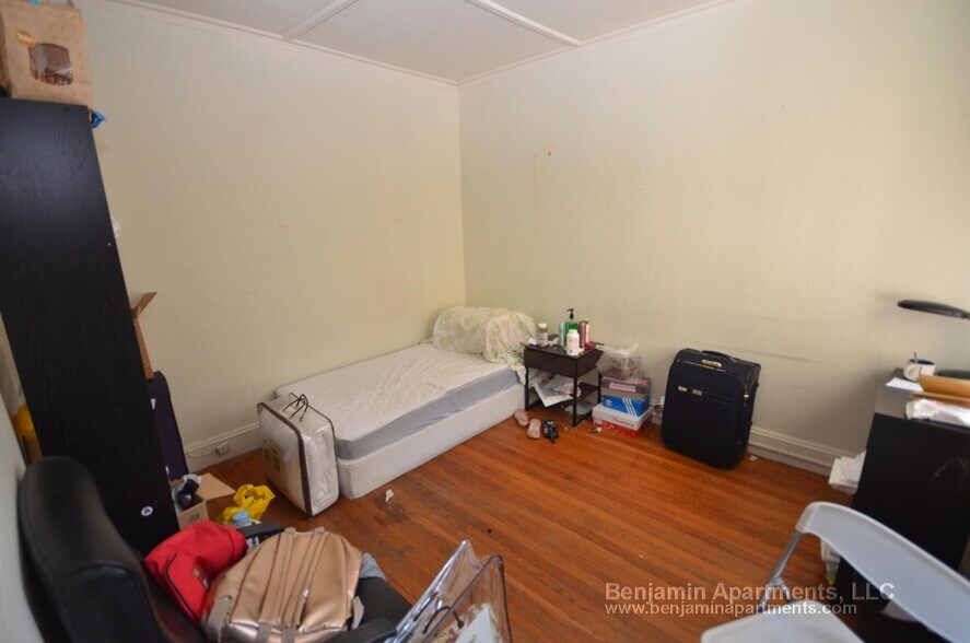 Building Photo - 1175 Boylston St