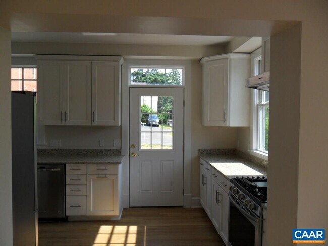 Building Photo - 1411 Gordon Ave