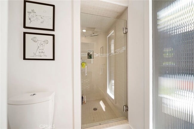 Building Photo - 2522 Zorada Dr