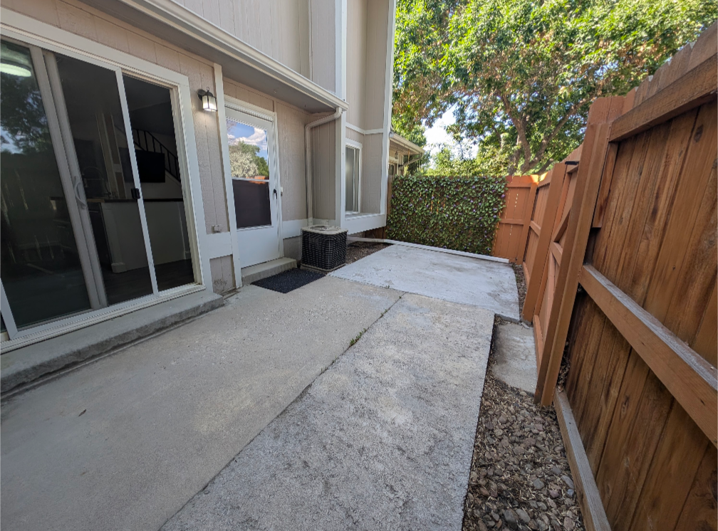 Building Photo - 7998 Chase Cir