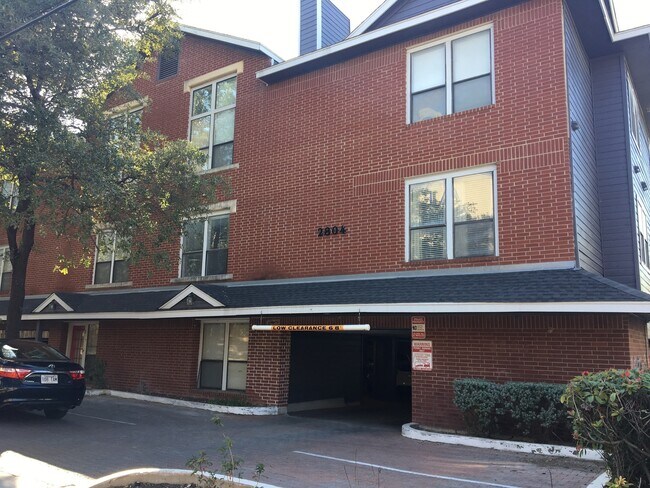 Building Photo - UT PRE LEASE: Updated 2 BR / 2 BA West Cam...