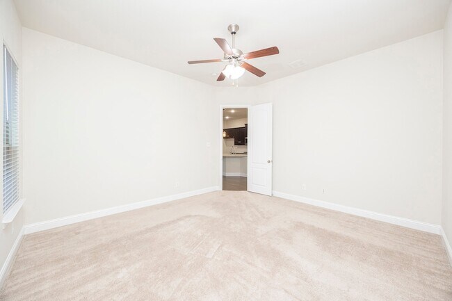 Building Photo - 5313 Basham Ln