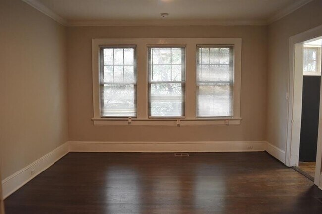 Building Photo - 856 Ponce De Leon Ave NE