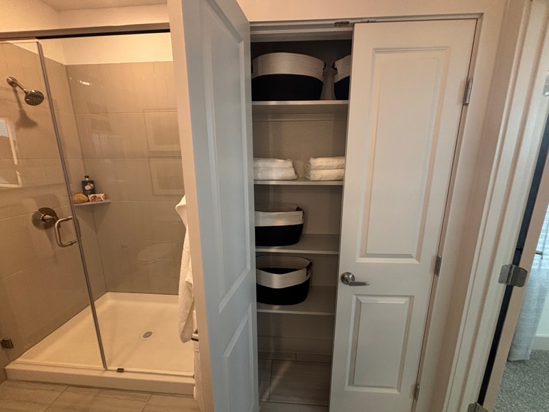 Building Photo - 702 Celebration Wy