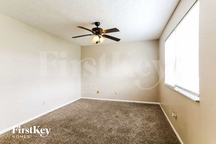 Building Photo - 6956 Britwell Ln