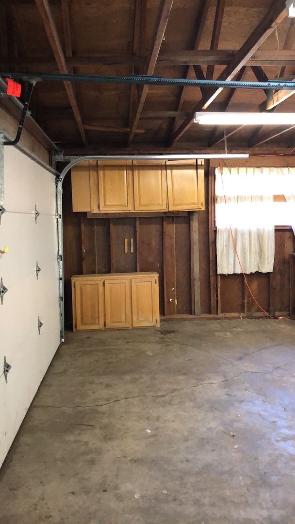 Building Photo - Spacious 4-Bedroom Home in Prime Corvallis Location!