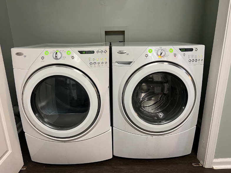 Building Photo - 556 Wedgewood Dr