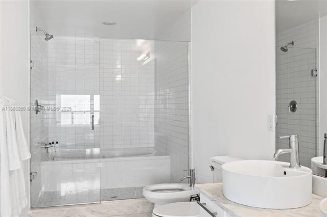 Building Photo - 888 Biscayne Blvd