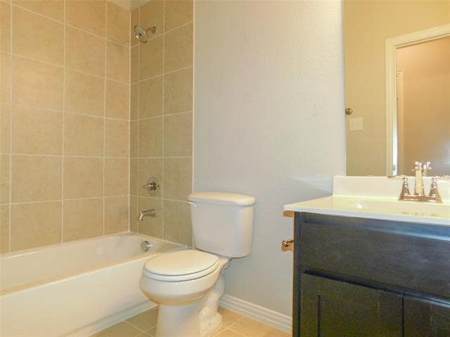 Building Photo - 3129 Solana Cir