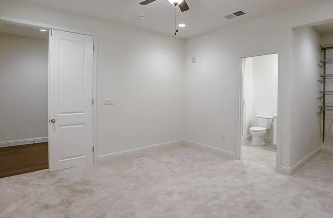 Building Photo - 341 Wild Rose Wy