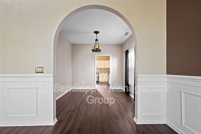 Building Photo - 5025 Weatherstone Rd