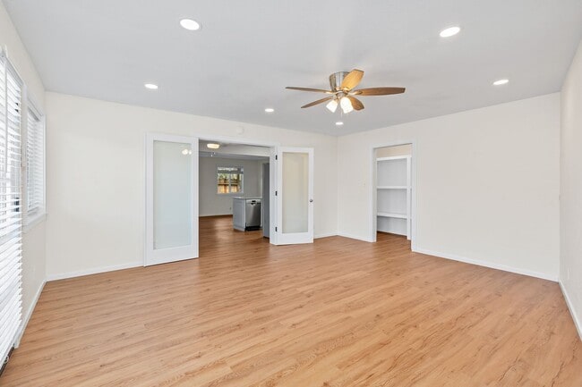 Building Photo - Unique 2 Bedroom, 1 Bath Stand-Alone House...