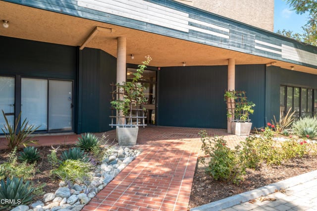 Building Photo - 4499 Via Marisol Via