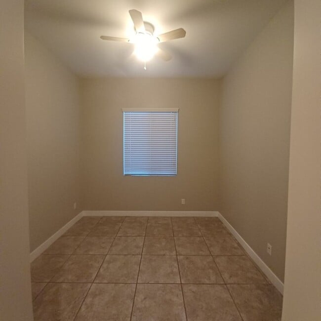 Building Photo - 14360 W Corrine Dr