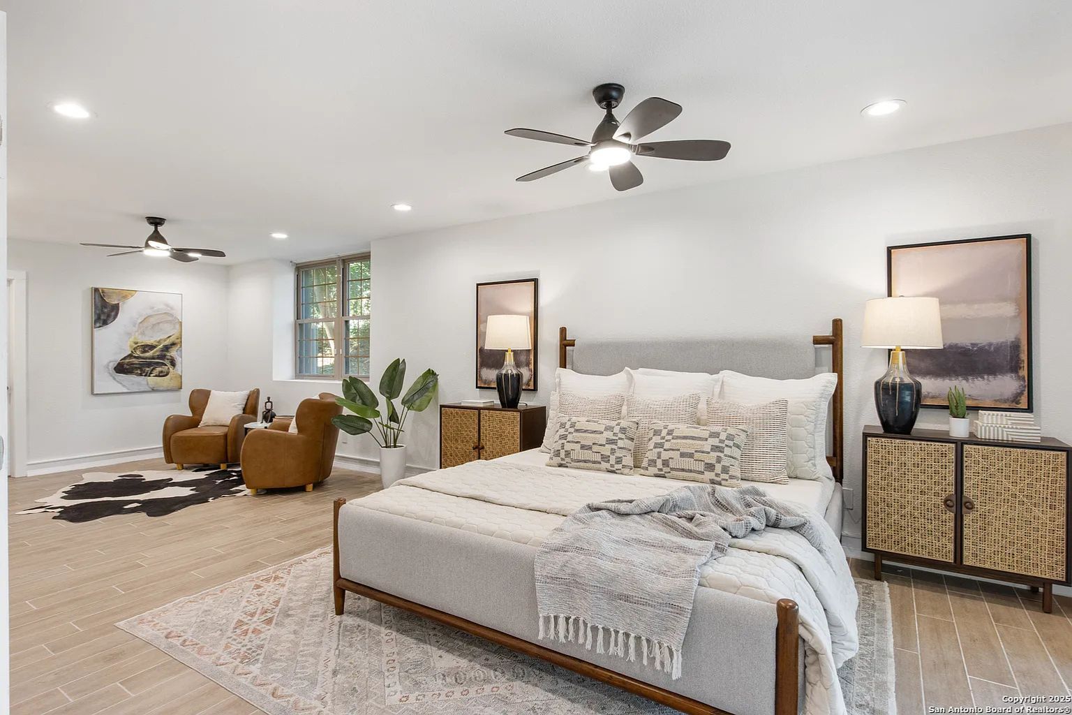 Building Photo - 123 E Brandon