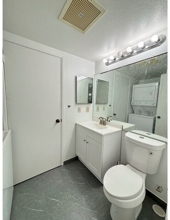 Building Photo - Kihei Villages - Recently Renovated Ground Floor Unit