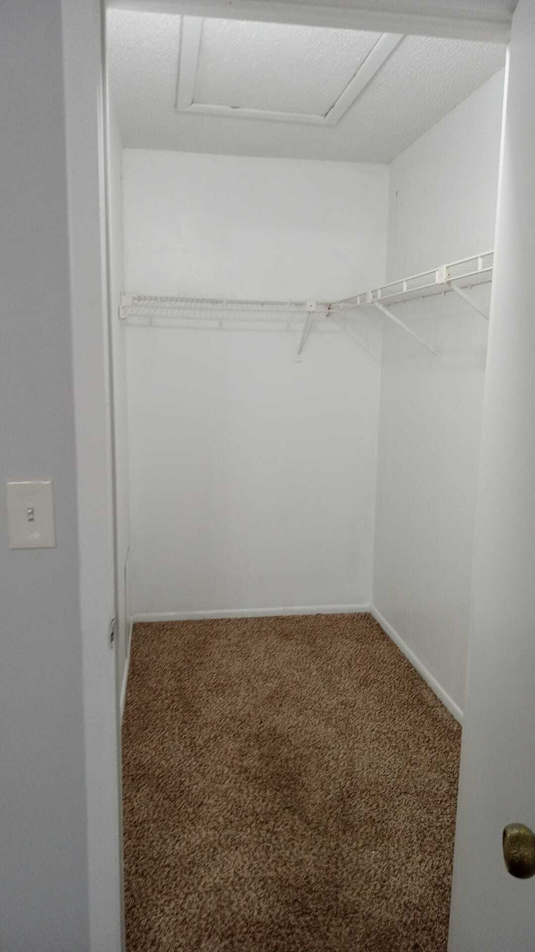 Master walk-in closet - 4004 Nestle Oaks Pl