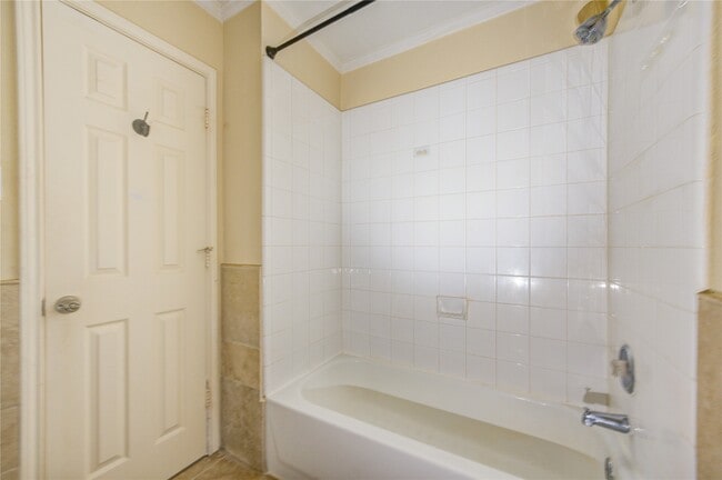 Building Photo - 44 Atascadero Dr