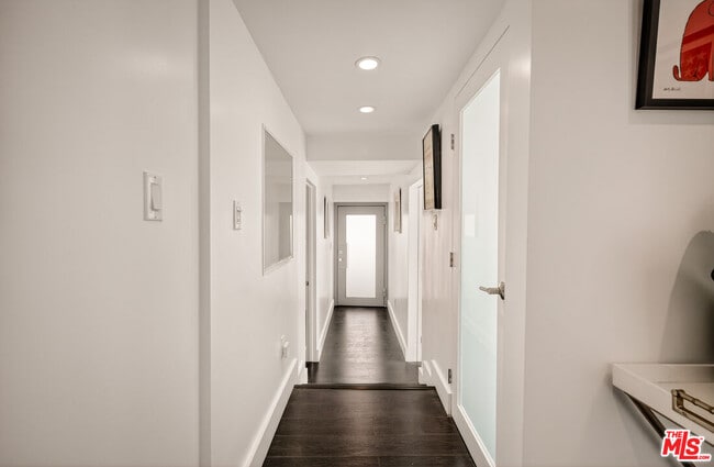 Building Photo - 2388 Kimridge Rd