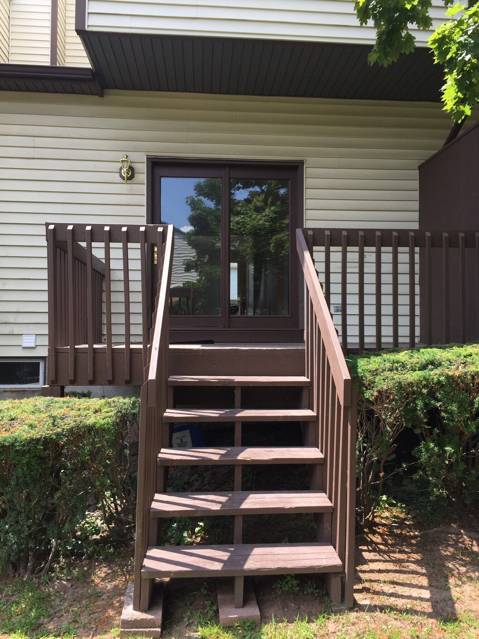 Building Photo - 568 Cypress Rd