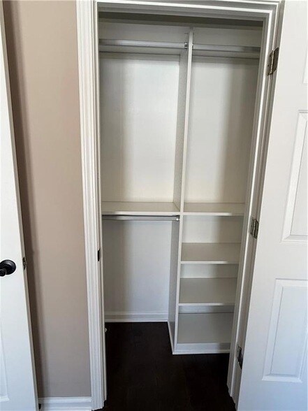 Building Photo - 1180 Downyshire Dr