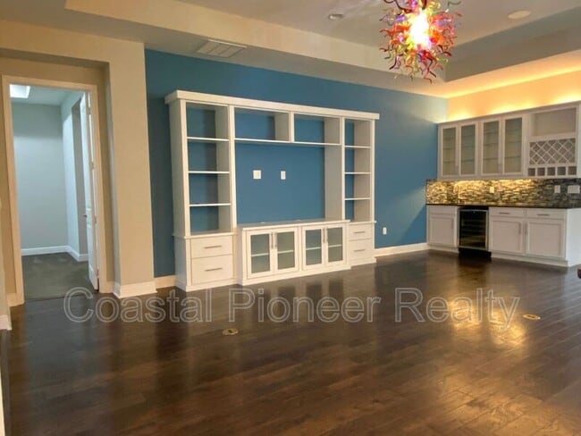 Building Photo - 31134 Spruceberry Ct