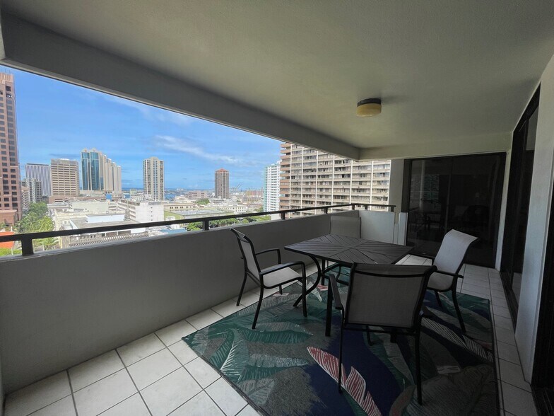Building Photo - 55 S Kukui St