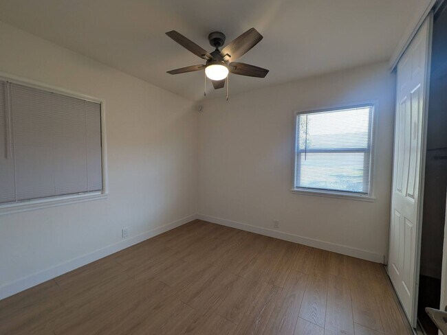 Building Photo - Charming Newly Remodeled 2-Bedroom Home
