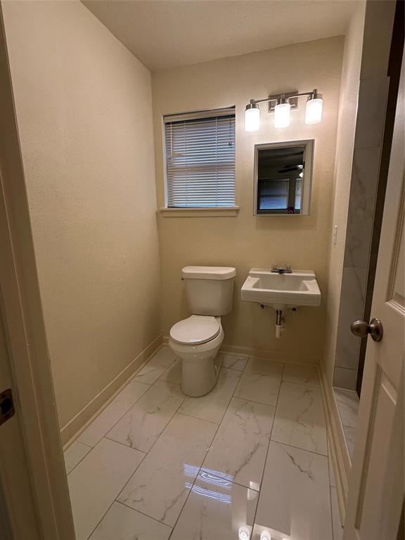 Building Photo - 3611 Broadmead Dr