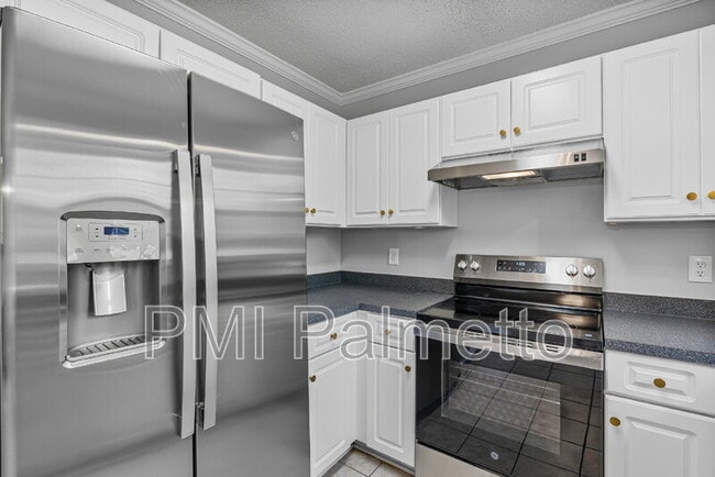 Building Photo - 156 Lanier Ave