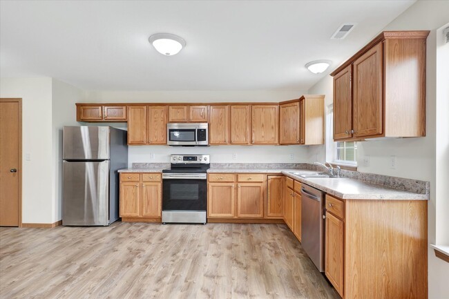 Building Photo - 3315 Boulder Ridge Dr