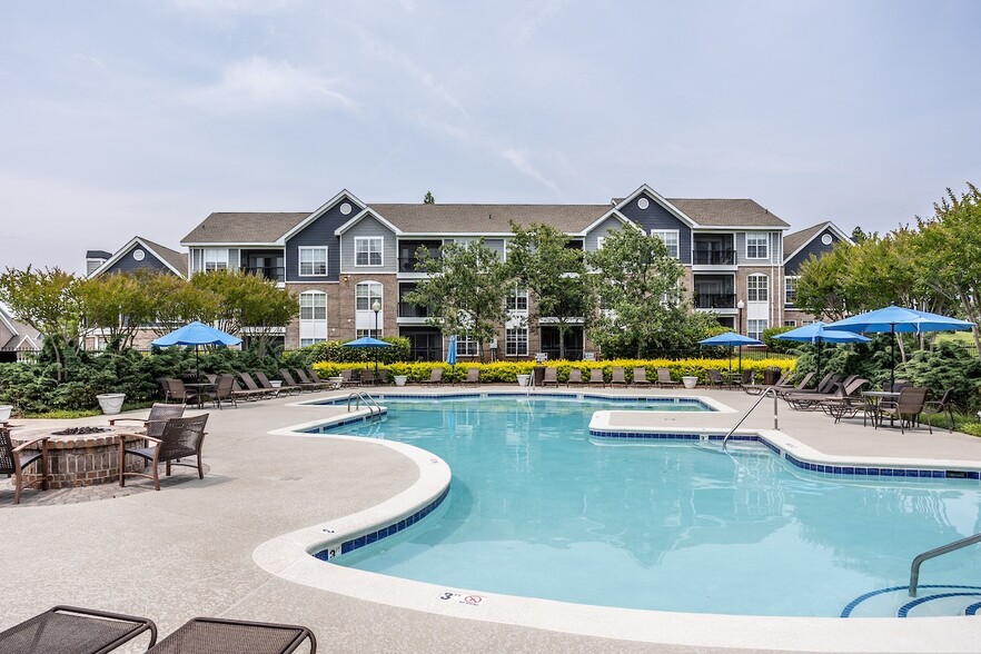 Resort-style Swimming Pool and Sundeck - Bexley at Brier Creek