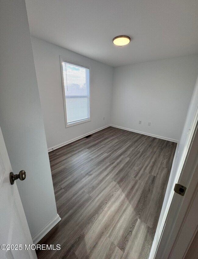 Building Photo - 83 Bayside Pkwy