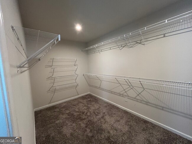 Building Photo - 3956 Lake Manor Way