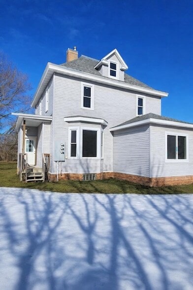 Building Photo - 1106 Becker Ave SW