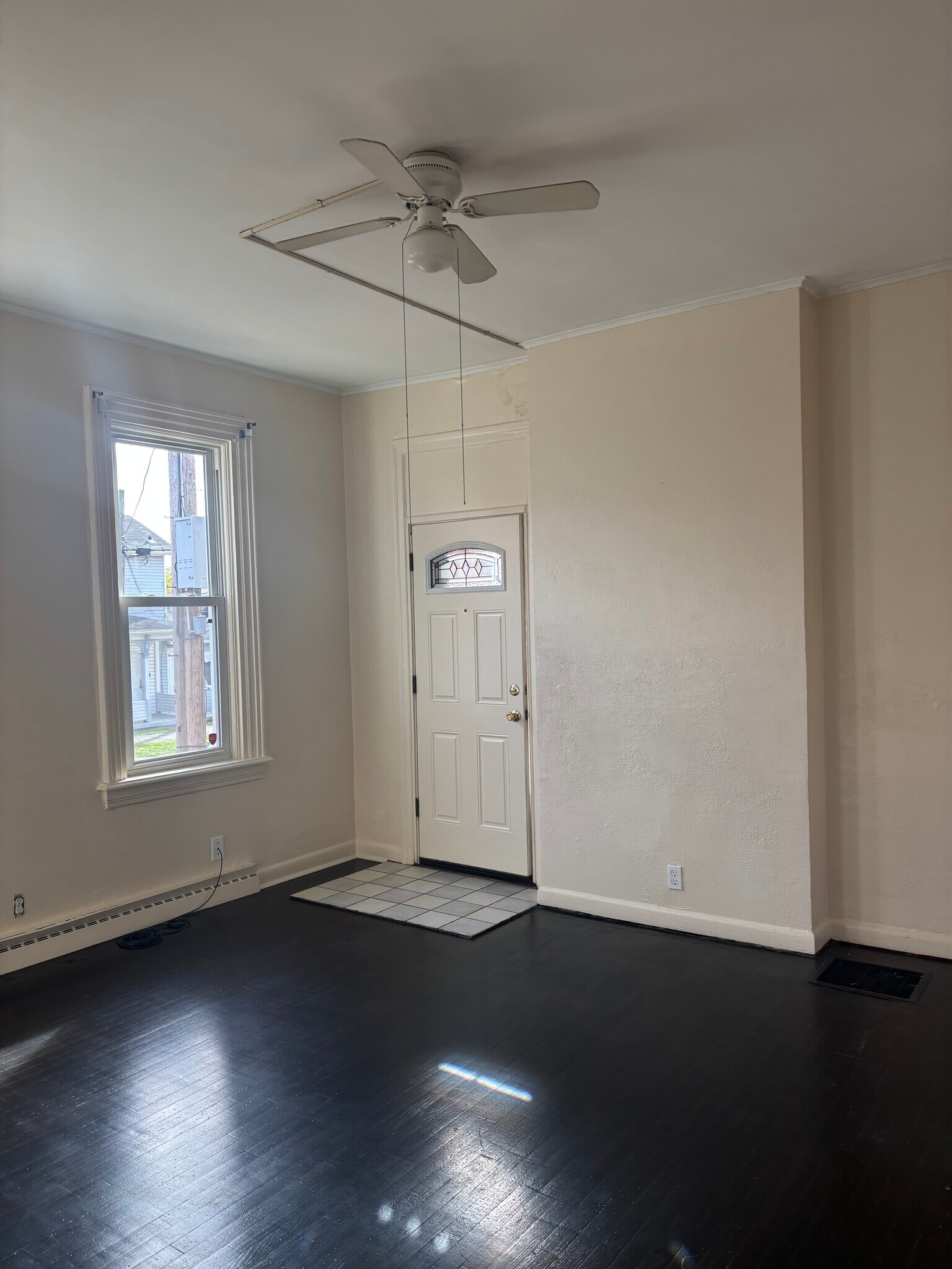 Building Photo - 1509 6th Ave