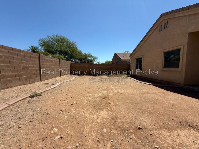 Building Photo - 11728 W Avenida Del Sol