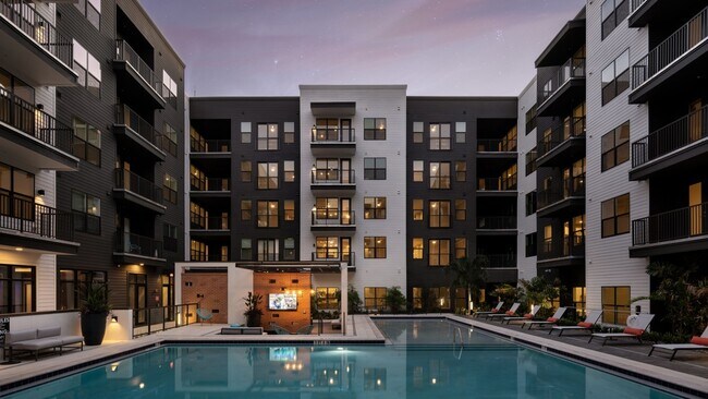 Building Photo - 1701 Central Ave