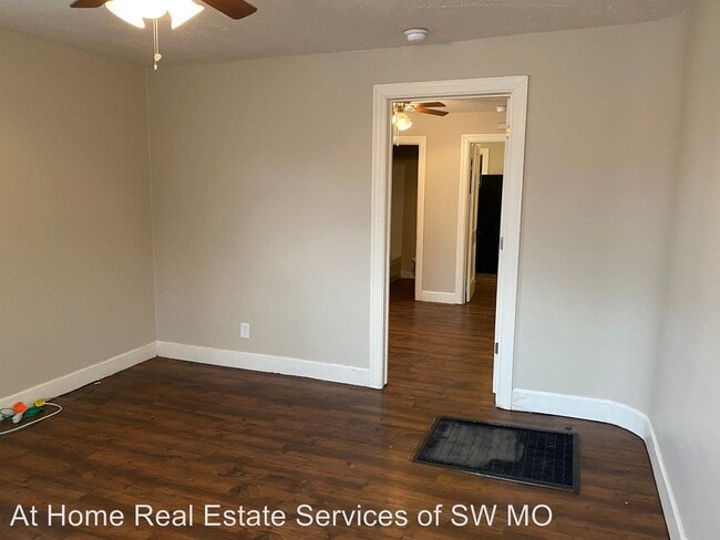 Building Photo - 612-614 S Grant Ave