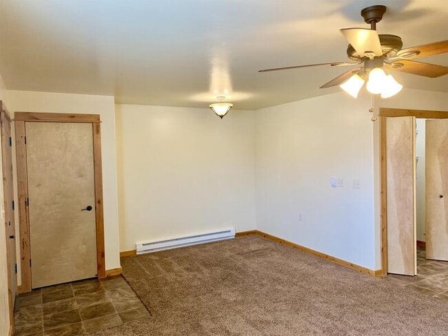 Building Photo - 3744 Travertine Way