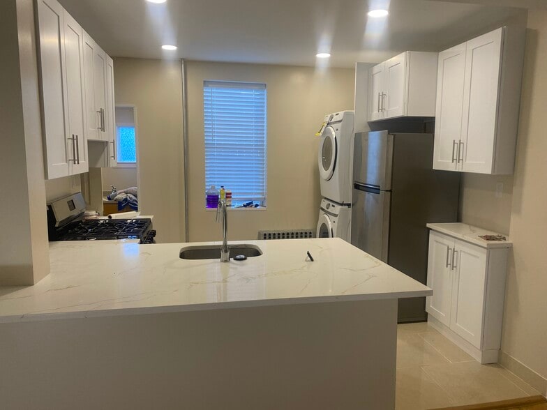 Kitchen - 113 S 2nd St