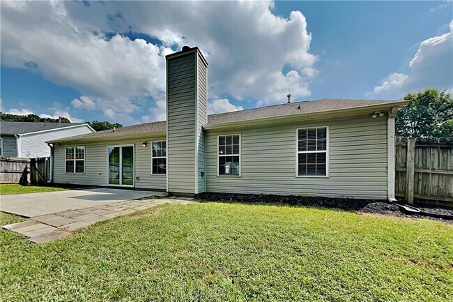 Building Photo - 2910 Evergreen Eve Crossing