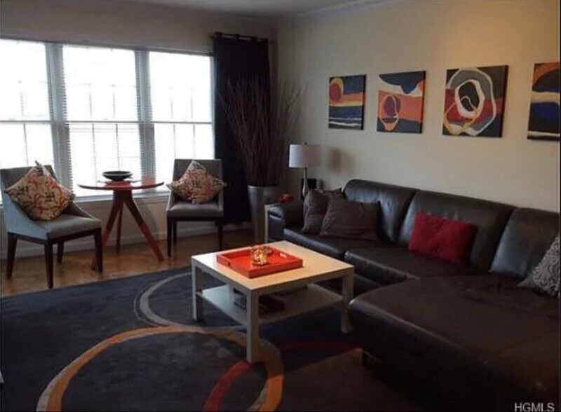 Building Photo - 3 Cross St